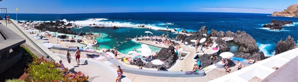 Madeira - Porto Moniz - 03 - Piscinas naturales (José Manuel García)  [flickr.com]  CC BY-SA 
Informazioni sulla licenza disponibili sotto 'Prova delle fonti di immagine'